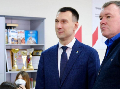 Глава астраханского мингосуправления посетил Камызякский район