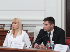 Астраханские ветераны СВО и их семьи получают господдержку по соцконтрактам