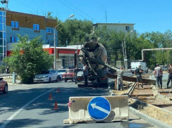 В Астрахани возобновляют работы по благоустройству Комсомольской набережной