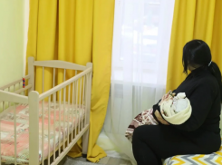 В Астрахани откроют службу помощи беременным женщинам в трудной ситуации