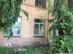 Астраханцы пожаловались главе СКР на разрушение своих домов из-за стройки