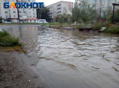 Многострадальный участок канализации в конце улицы Куликова не известно когда отремонтируют