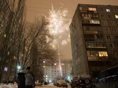 В первые часы Нового года в Астраханской области случилось несколько пожаров из-за фейерверков