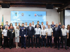 Губернатор провел первую лекцию в рамках астраханского проекта «Победоносец»