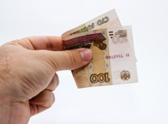 47% астраханцев тратят основную часть зарплаты на еду