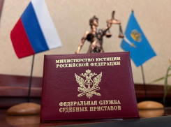 Астраханца, который не хотел пристегивать себя и детей в машине, заставили работать во благо города