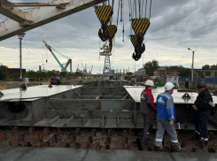 На астраханской судостроительной верфи строят третий земснаряд