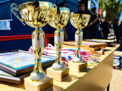 В Астрахани завершился открытый чемпионат МЧС по пожарно-спасательному спорту