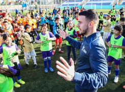 В 2026 году Астраханская область начнет принимать «Земских тренеров»