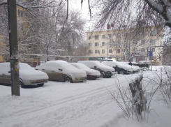 Астраханцам рекомендовали не пользоваться личным авто в условиях снегопада