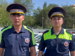 Астраханка едва не родила в автомобильной пробке