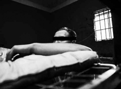 Астраханец осуждён на 8,5 лет за то, что убил сына, пытаясь спасти его от смерти