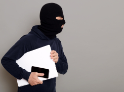 В Астрахани торговый представитель украл у фирмы 1,8 миллиона рублей 