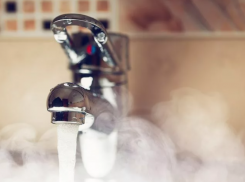 Астраханцы задолжали почти 2 миллиарда за отопление и горячую воду