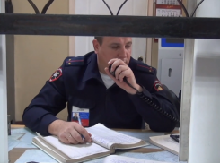 Госавтоинспекторы спасли астраханку во время сердечного приступа