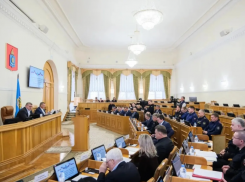 В Астрахани обсудили защиту населения на период майских праздников