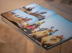 В Астраханском госуниверситете презентовали фотоальбом «Астрахань. Губерния. Университет. Истории в фотографиях»