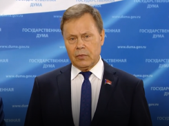 Депутат Госдумы проведет рейд по астраханским «наливайкам»