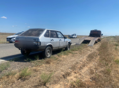 Астраханская полиция устроила погоню со стрельбой за лихачем из Калмыкии