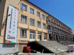 Здание астраханского политехнического колледжа отремонтировали на 50%