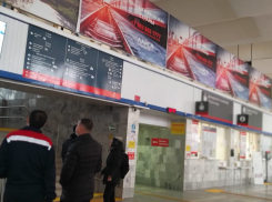 На астраханском вокзале начали показывать видео о безопасности 