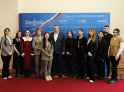 Игорь Мартынов встретился с астраханской «Школой парламентской журналистики»
