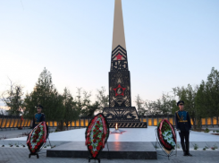 В Астрахани открыли мемориал советским воинам после реконструкции