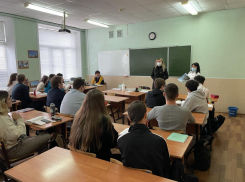 Волонтёры-железнодорожники провели урок профориентации для астраханских школьников