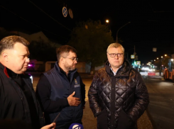 Игорь Бабушкин оценил благоустройство улицы Боевой и указал на лишнюю рекламу