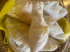 Астраханец с судимостями влез в чужую квартиру и утащил свежую выпечку