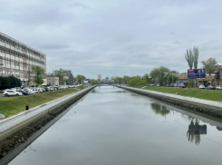 В городских каналах Астрахани снизился уровень воды: что произошло