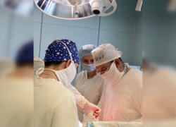 Астраханские врачи успешно провели две операции беременной женщине