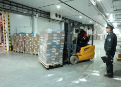 Астраханская область отправила самолетом в Гонконг много рыбы