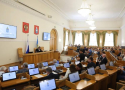 В астраханском правительстве обсудили пути к улучшению транспортной системы
