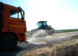 Под Астраханью делают важную дорогу