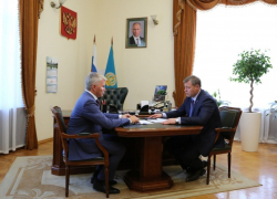 Астрахань с рабочим визитом посетил министр спорта России