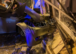 В Сети появляются видео жуткого ДТП с пешеходом, разорванным напополам