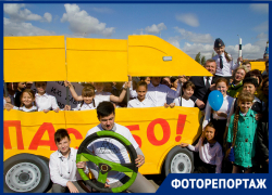 В Астраханскую область приехали новые школьные автобусы