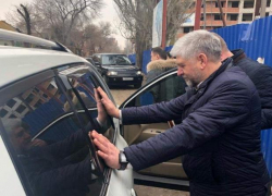 Глава Камызякского района арестован в зале суда