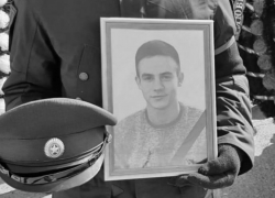 Астраханцы простились еще с одним военным, погибшим  в ходе спецоперации в Украине