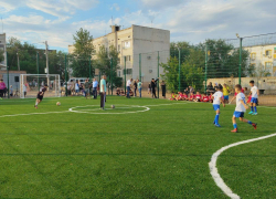 В Астраханской области открыли новое футбольное поле