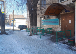 Центры помощи для больных с COVID-19 теперь работают не круглосуточно