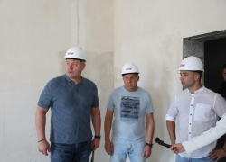 Глава региона проинспектировал строительство объектов под Астраханью