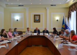 В Астрахани будут искать и уничтожать очаги запрещенных растений