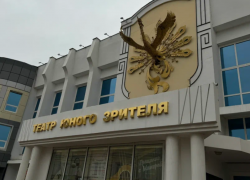 В Астрахани ставят спектакли о «Тепле родного дома»