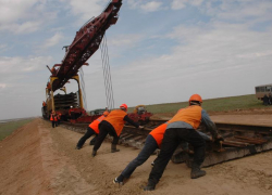 За год в Астраханской области обновили более 21 километра железных дорог