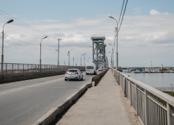 На два дня временно закроют движение на Старом мосту