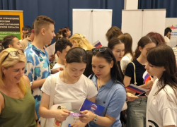 Астраханцы поделились зарплатными ожиданиями: оказались далеки от реальности