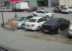 В Астрахани за сутки произошло две аварии с участием детей  