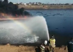 Под Астраханью горит мазутная яма